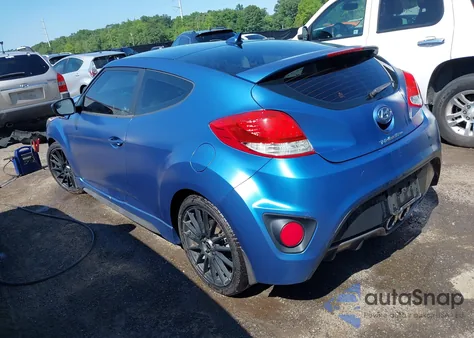 2016 Hyundai Veloster Turbo z USA, uszkodzony, nr VIN KMHTC6AE2GU251621